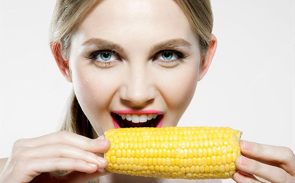 活动假牙多久换一次？固定假牙多久换一次？[图]