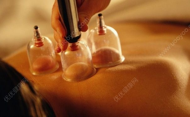 拔罐后疼痛正常吗？拔火罐后疼是怎么回事？(1)