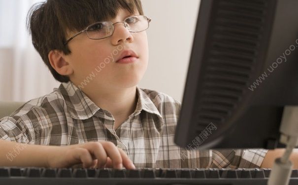 长时间用电脑的危害？经常玩电脑的危害？[图]