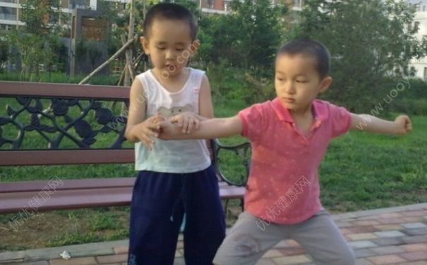 5岁男孩身高体重标准是多少？5岁男孩正常身高体重标准是多少？(3)