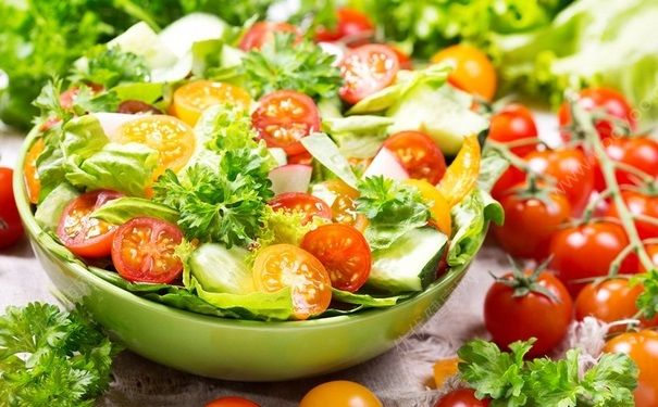 长痘适合吃什么水果？祛痘的食疗方法有哪些？(1)