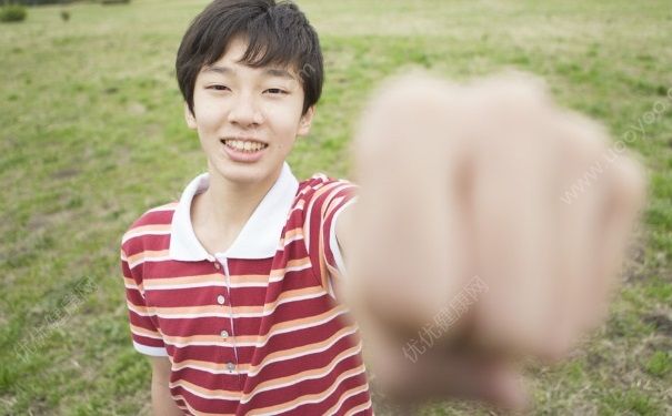 男生住宿要带什么？男生住校必备物品有哪些？(1)