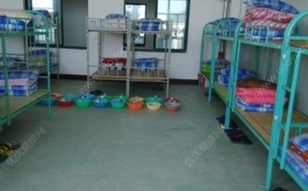 高中生住校必备物品有哪些？高中生住校要准备什么？(1)