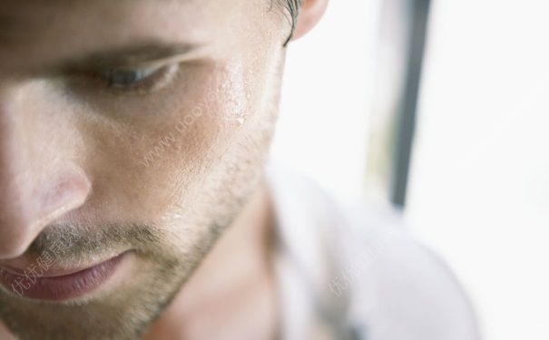 男人盗汗要怎么调理？治疗男性盗汗的方法有哪些？(1)