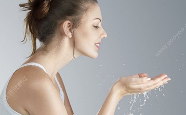 夏天护肤的正确步骤 夏季怎么正确护肤？(1)