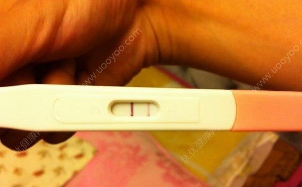 宫外孕用试纸能测出吗？宫外孕用早早孕能测出吗？[图]