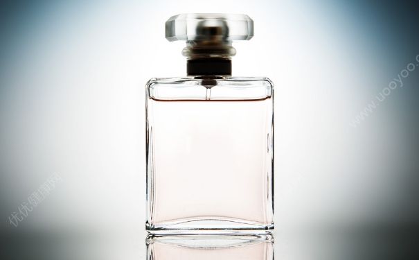 香水喷在哪里最好？香水喷在哪个位置？(1)