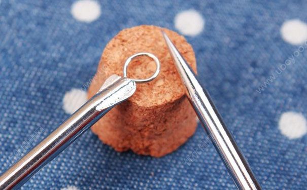 粉刺针怎么用？粉刺针的正确使用方法(1)