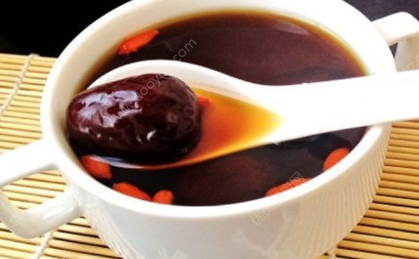 女生在秋天喝什么茶好？女生在秋天穿什么鞋？(2)