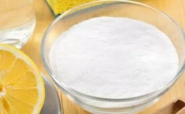 小苏打去黑头怎么用？怎么用小苏打去黑头？(1)