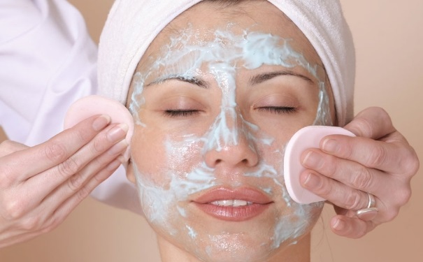 女生脸上汗毛重怎么办？女性脸上汗毛很多该怎么办？(1)