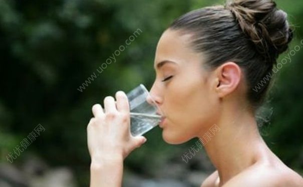 喝水减肥法平台期怎么办？喝水减肥法平台期要怎么做？[