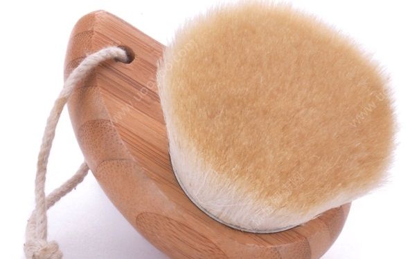 洁面刷可以每天用吗？洁面刷可以天天用吗？(1)