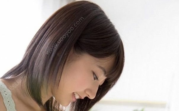 脖子有颈纹是什么原因？脖子有颈纹怎么消除？(5)