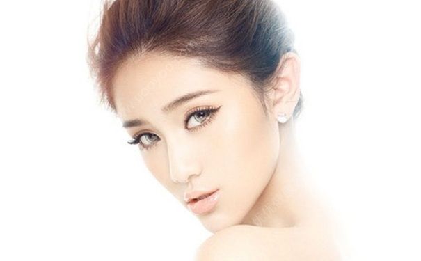 去皱纹的按摩手法是怎样的？怎样按摩去皱纹？(1)