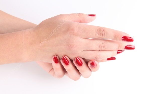 指甲软是什么原因？指甲软是怎么回事？[图]