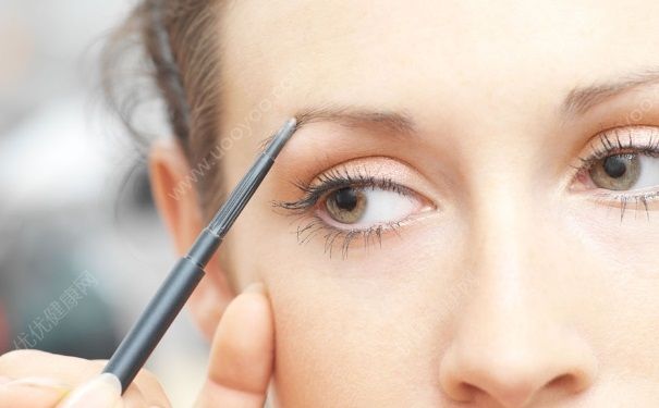 掉眉毛怎么办？眉毛脱落如何护理？[图]