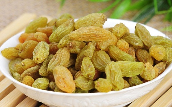 来月经吃葡萄干好吗？来月经吃葡萄干的好处？[图]