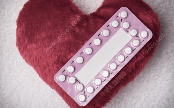 经期吃避孕药有哪些危害？经期吃避孕药会导致停经吗？[