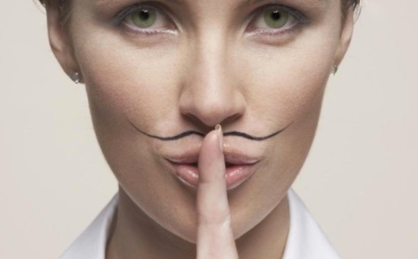 女生脸上汗毛重是什么原因？女性长胡子是什么原因？[图]