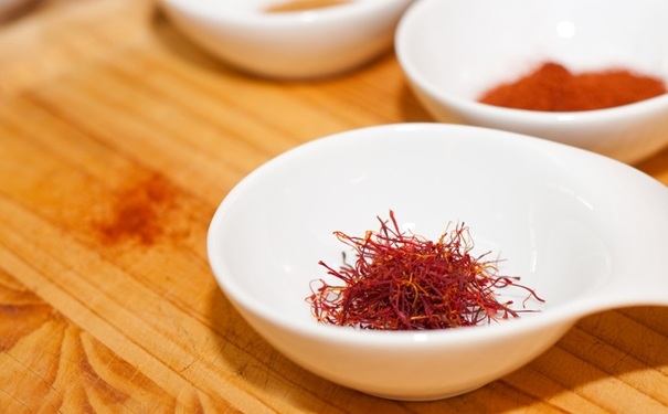 藏红花什么时候喝比较好？藏红花什么时候喝最好？(1)