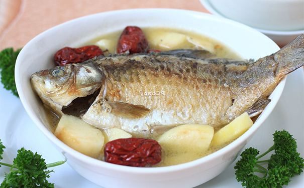 鱼鳞怎么去除？鱼鳞怎么刮好刮掉？[图]