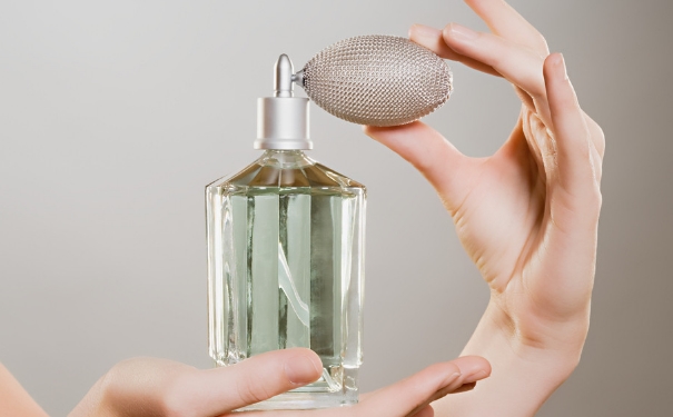 使用香水有副作用吗？如何正确使用香水？[图]