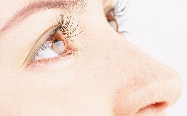 黑头贴多久用一次？鼻贴去黑头多久用一次？(1)