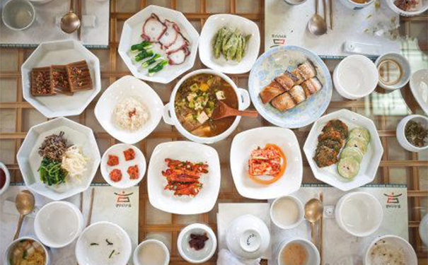 痤疮吃什么食物？痤疮吃什么食物好？(1)