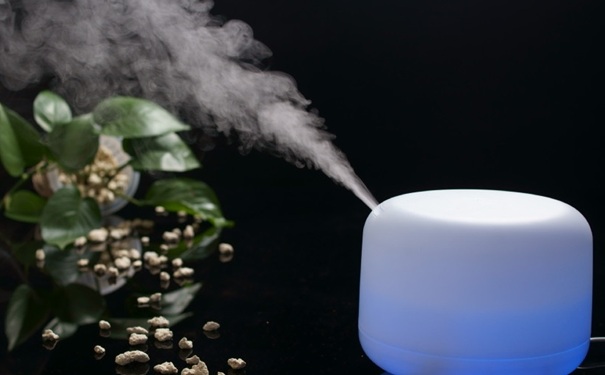 加湿器和香薰机有什么区别？香薰机和加湿器的区别有哪些？(1)