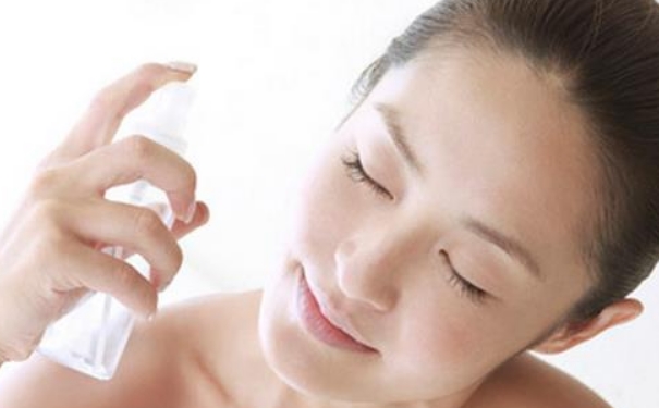 用化妆水为什么刺痛？用化妆水刺痛怎么回事？(1)