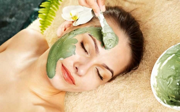 海藻面膜的使用方法有哪些？敷海藻面膜的正确步骤(1)