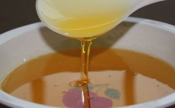 用茶油涂脸有什么好处？茶油涂脸的功效？(1)