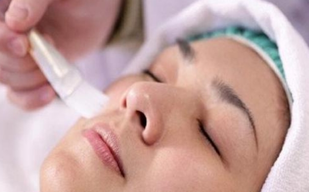 果酸焕肤能去痘坑吗？果酸焕肤可以祛痘吗？(1)