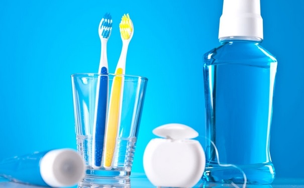 用完漱口水需要再清水漱口吗？漱口水用过后要漱口吗？[