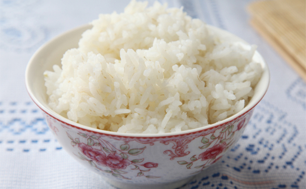 孕妇吃哪些食物比较好？孕妇吃那些食物对胎儿发育好？(1)