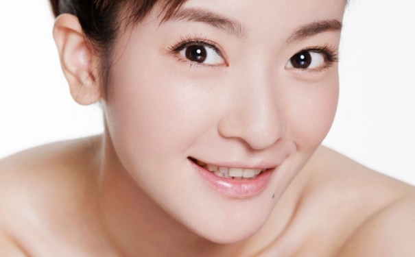 保湿霜和乳液的区别有哪些？乳液和保湿霜的区别(1)