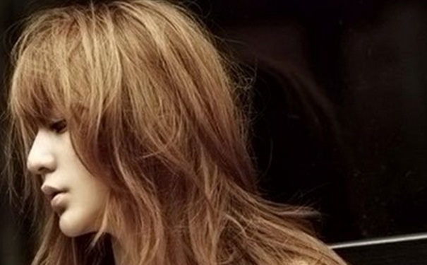 头发干燥毛糙怎么办？头发干燥毛糙小偏方？[图]