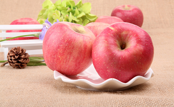 洗澡先洗脸还是后洗脸？洗澡前洗脸好还是洗澡后？(1)