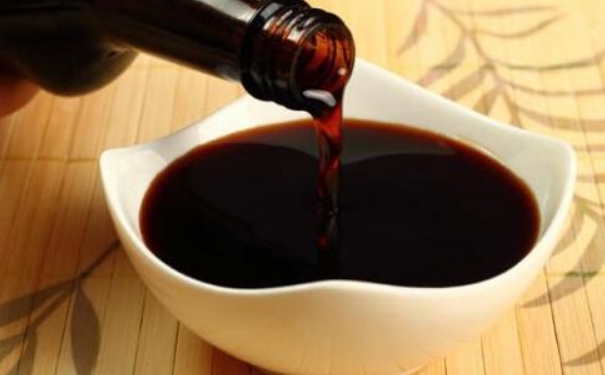 多吃酱油会长痣吗？酱油吃多了会长痣吗？[图]