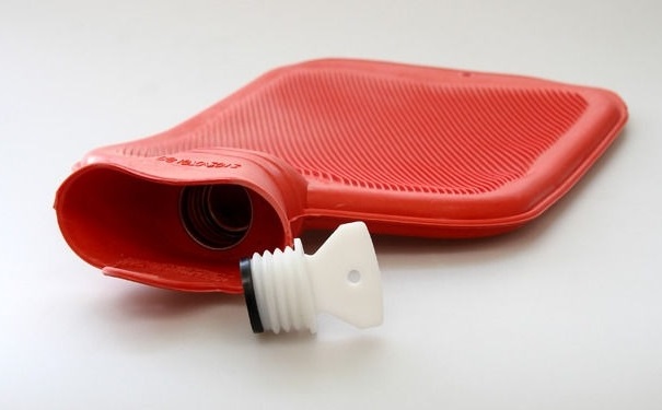 使用热水袋要注意什么？使用热水袋的注意事项？[图]