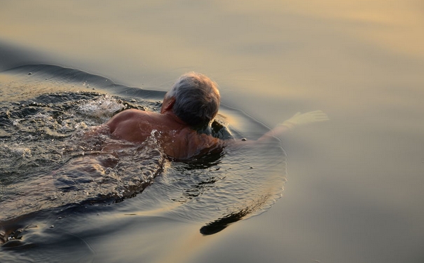 冬泳要注意什么？冬泳注意事项[图]