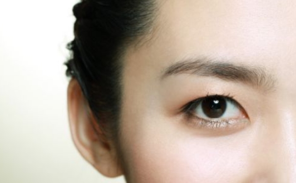 怎么按摩去除黑眼圈？按摩能去除黑眼圈吗？(1)