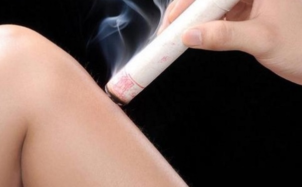 艾灸足三里的功效有哪些？艾灸足三里的作用与好处是什么？(1)