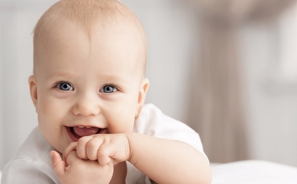 宝宝胎毛什么时候剃最好呢？剃胎毛要注意什么？(1)