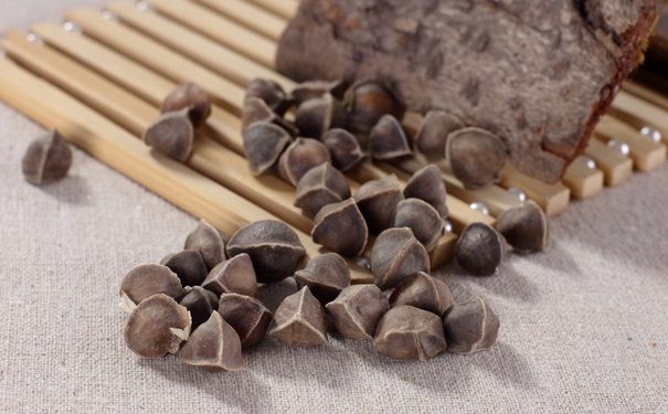 辣木籽哺乳期能吃吗？哺乳期吃辣木籽要注意什么？[图]