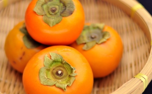 哺乳期能吃柿子吗？哺乳期吃柿子好吗？[图]