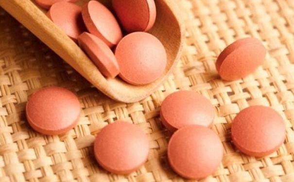 服用铁剂后可排出黑便的原因是？口服铁剂出现黑便是什么原因？(1)