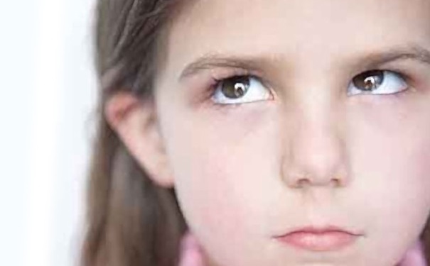 斜视对视力有影响吗？斜视会影响视力吗？(1)