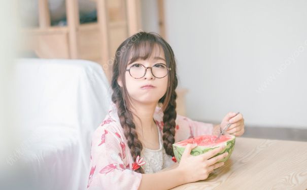 14岁来月经还长个吗？14岁女生来月经了还长吗？(3)